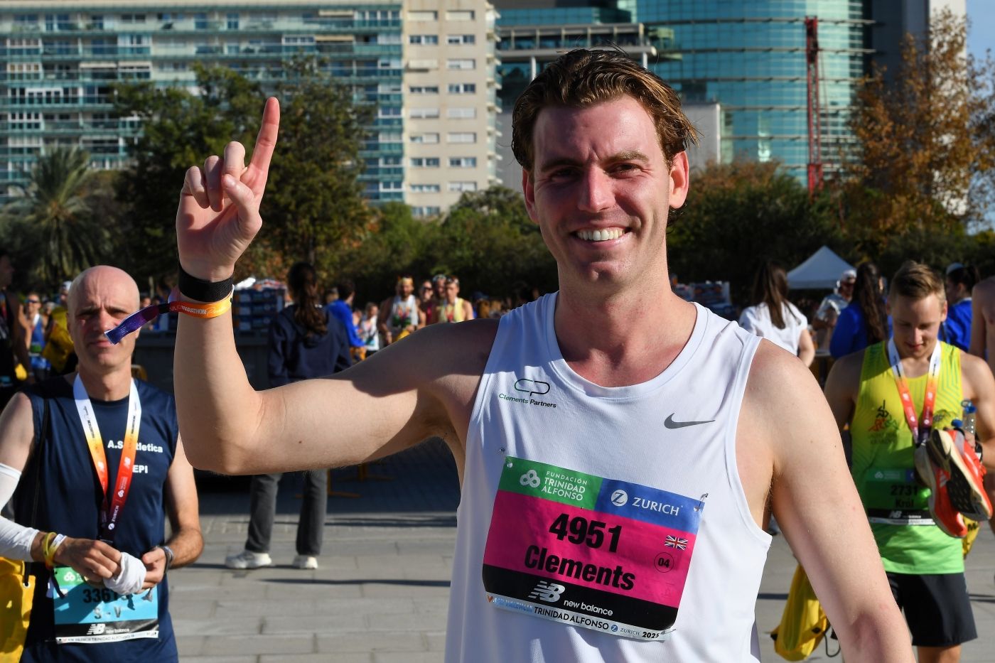 Búscate en el Maratón de Valencia 2025