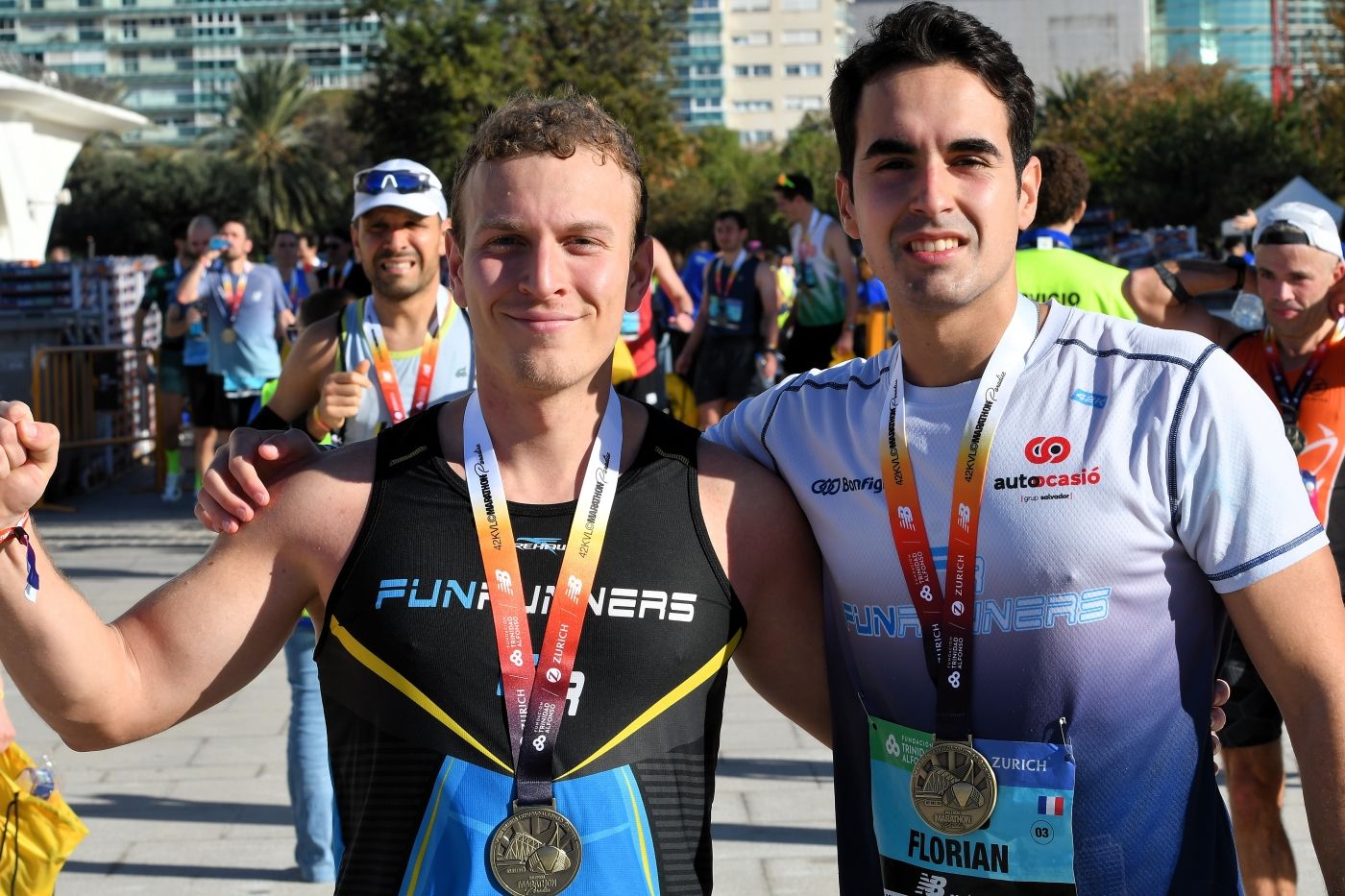 Búscate en el Maratón de Valencia 2025