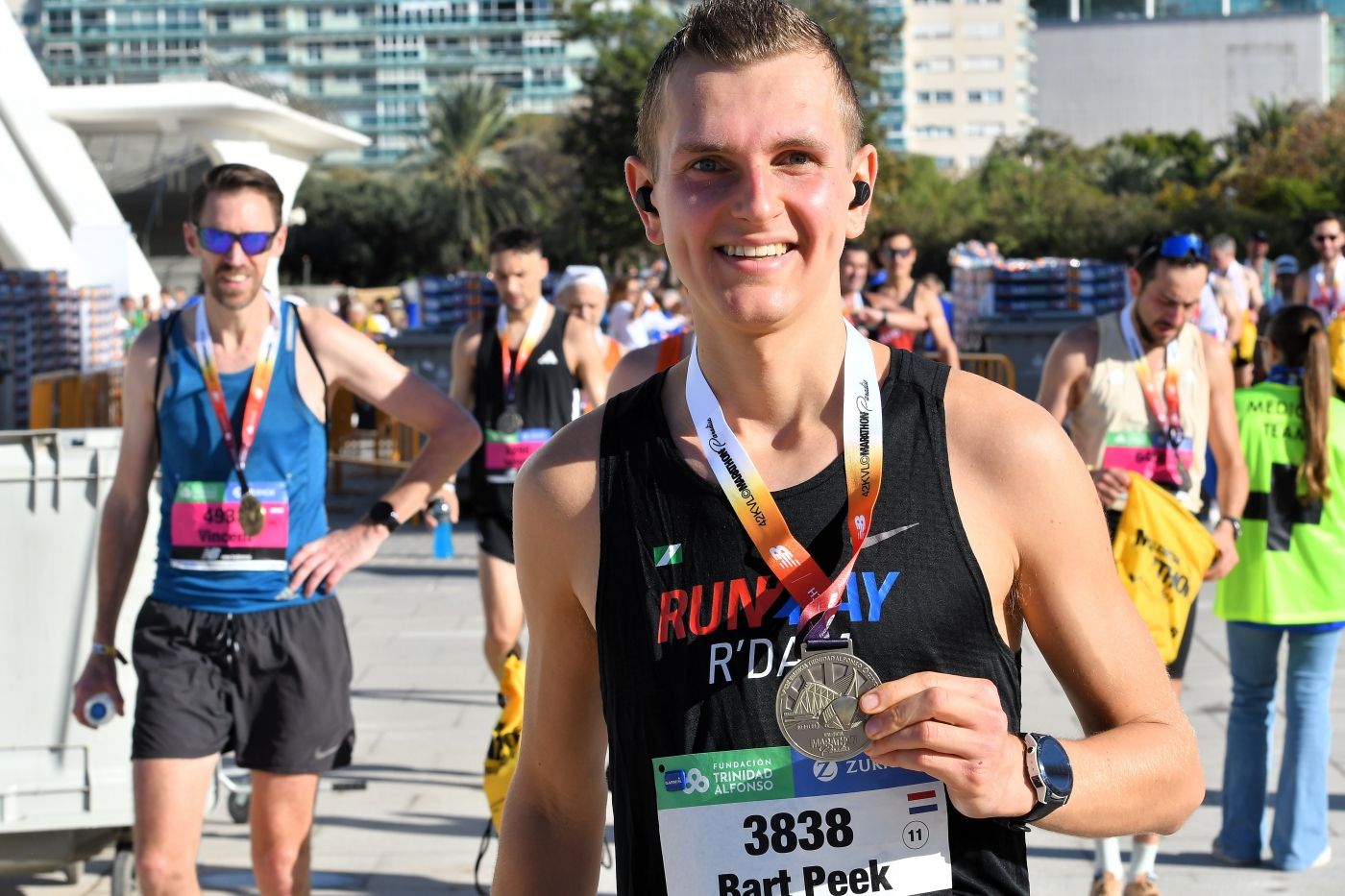 Búscate en el Maratón de Valencia 2025