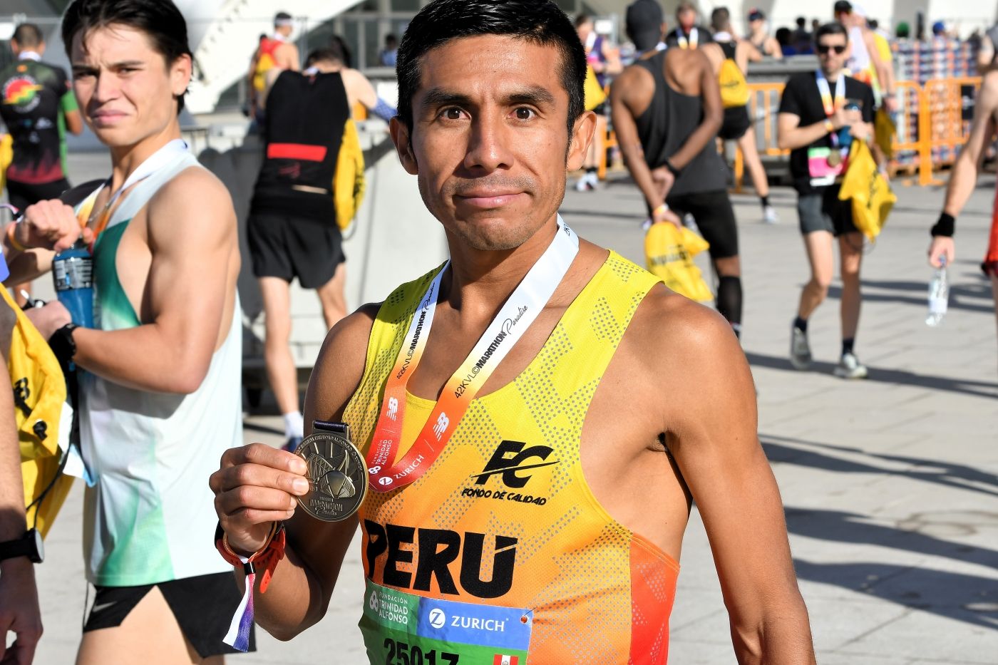 Búscate en el Maratón de Valencia 2025