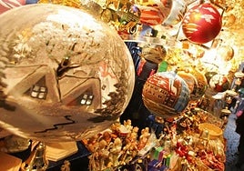 Puesto en un mercado navideño