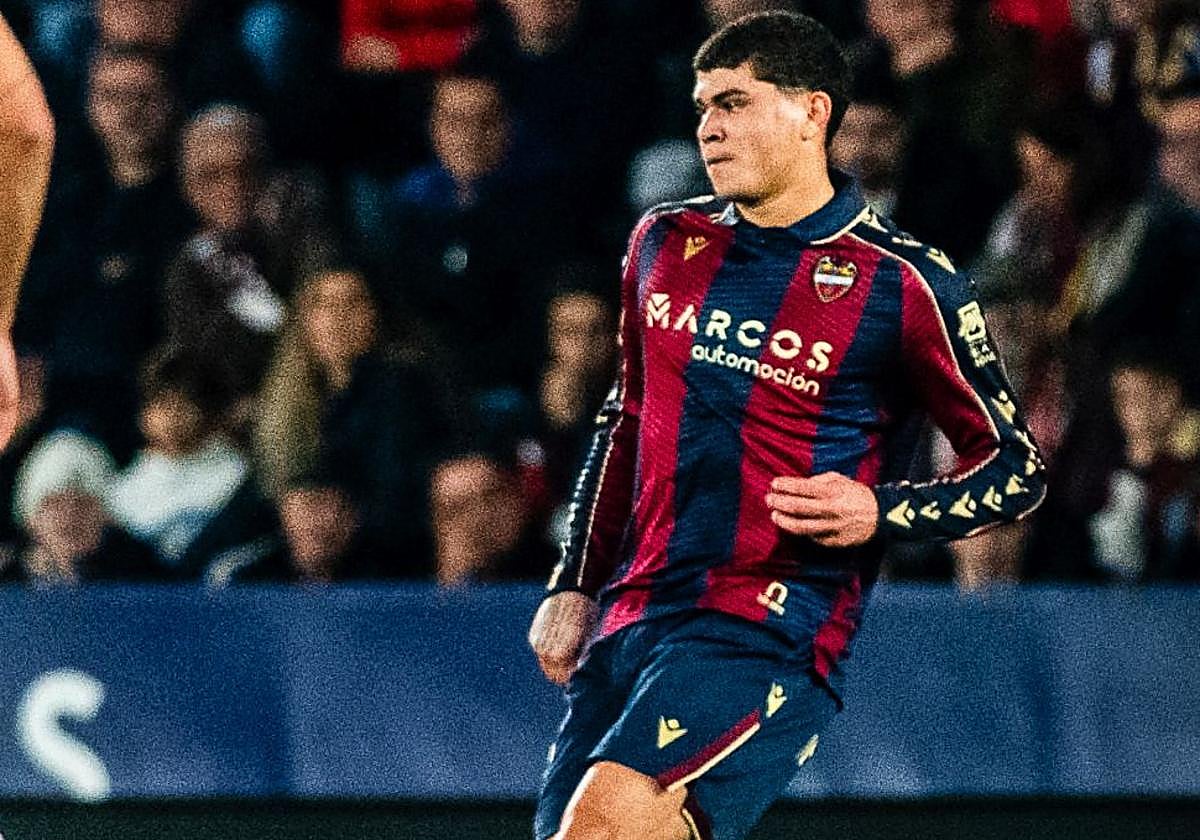 Alan Matturro, con el Levante.