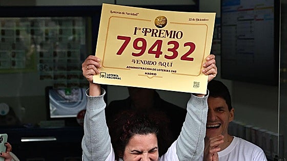 La Comisión de Fiestas de Villamanín reparte el Gordo en papeletas de 5 euros con recargo