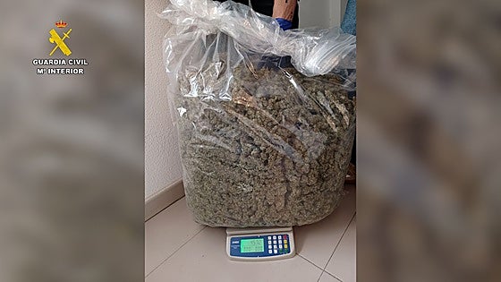 Sorprendido en San Isidro con 6 kilos de marihuana cuando iba a ser detenido por una agresión