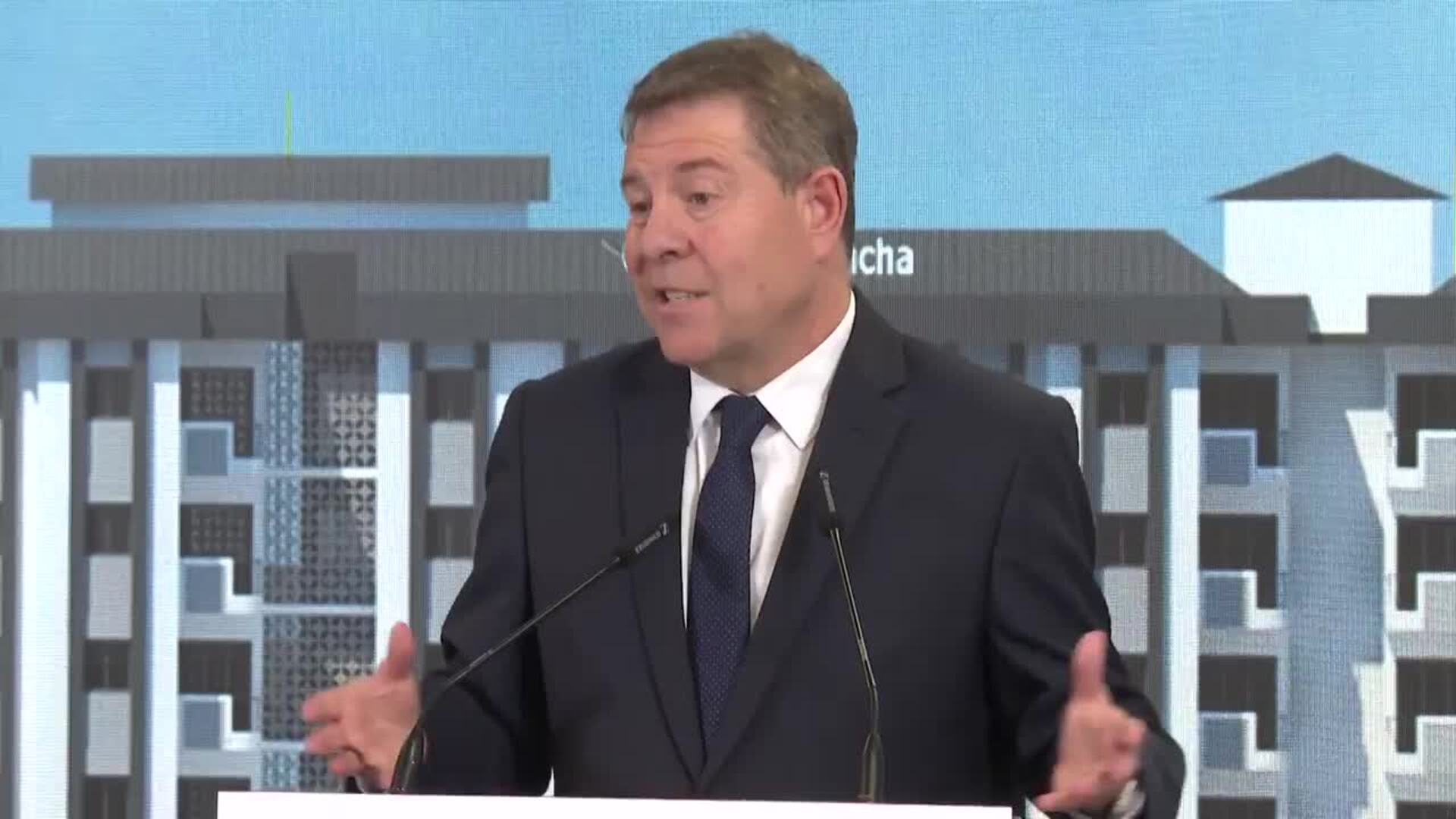 Page pide 20 millones más en vivienda a Rodríguez, que se ofrece a ser "aliada" de C-LM