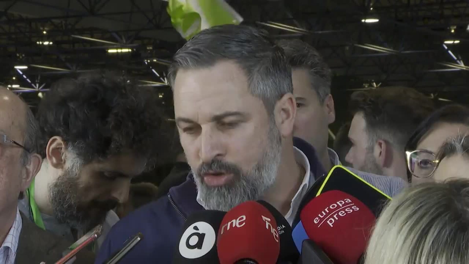Abascal: "Desearía que a Sánchez lo juzgasen la historia y los tribunales"