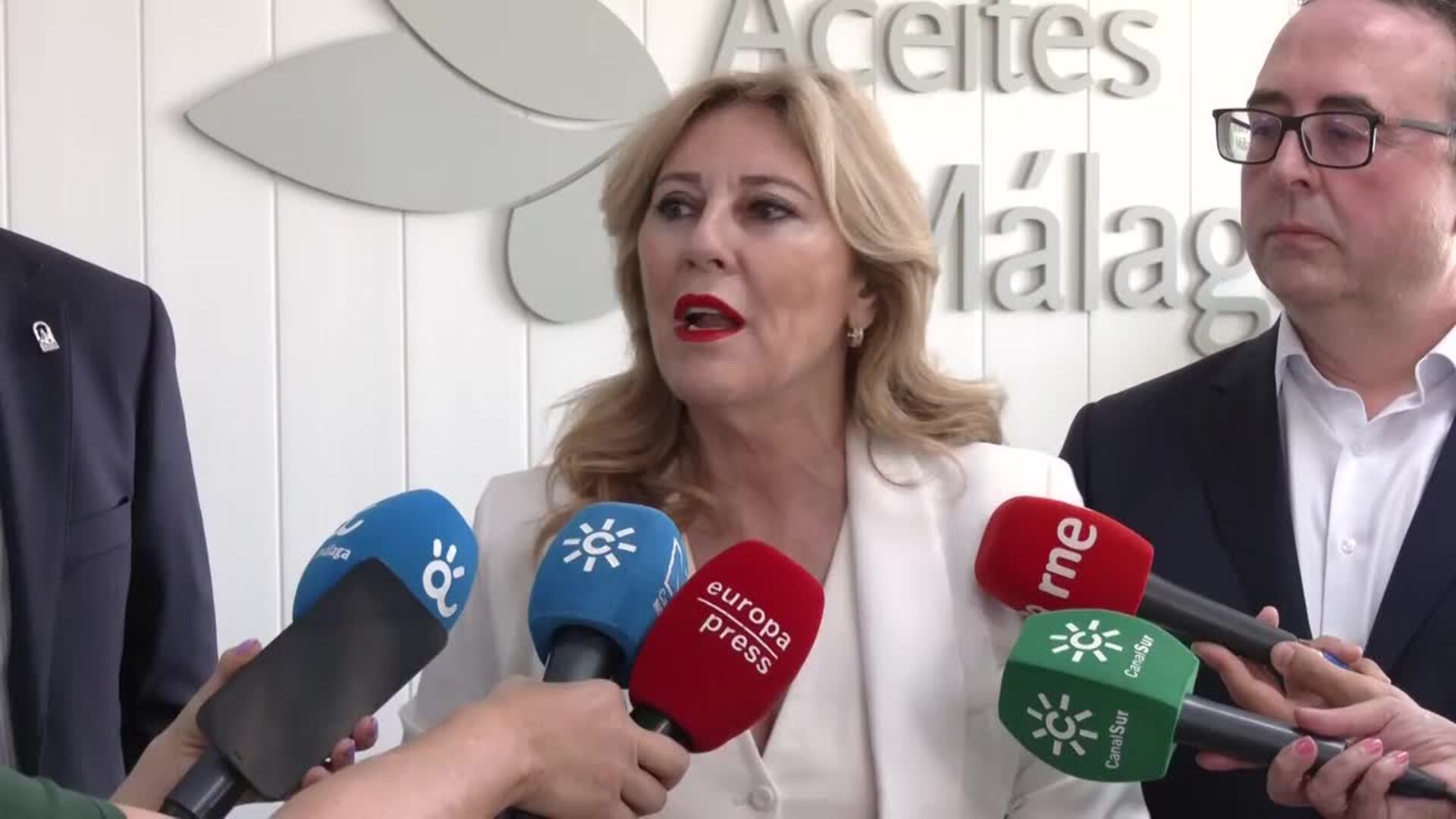 La Junta apoya a las empresas exportadoras "que llevan la marca Andalucía al mundo"