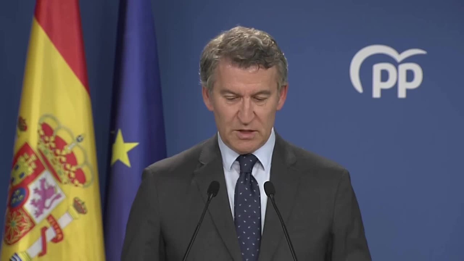 Feijóo dice que Sánchez debe "dimitir ya" y critica que vaya de "víctima"