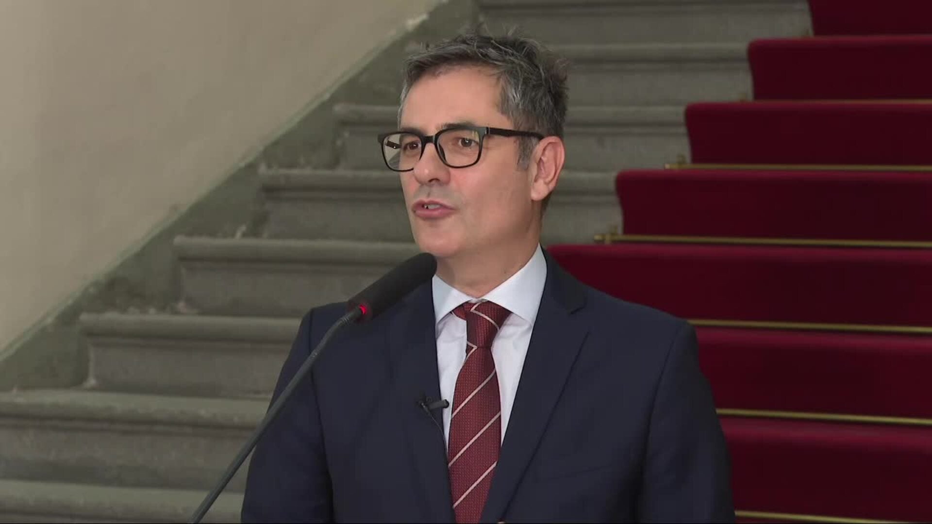 Bolaños afirma que Sánchez está "trabajando en Moncloa" tras vaciar su agenda
