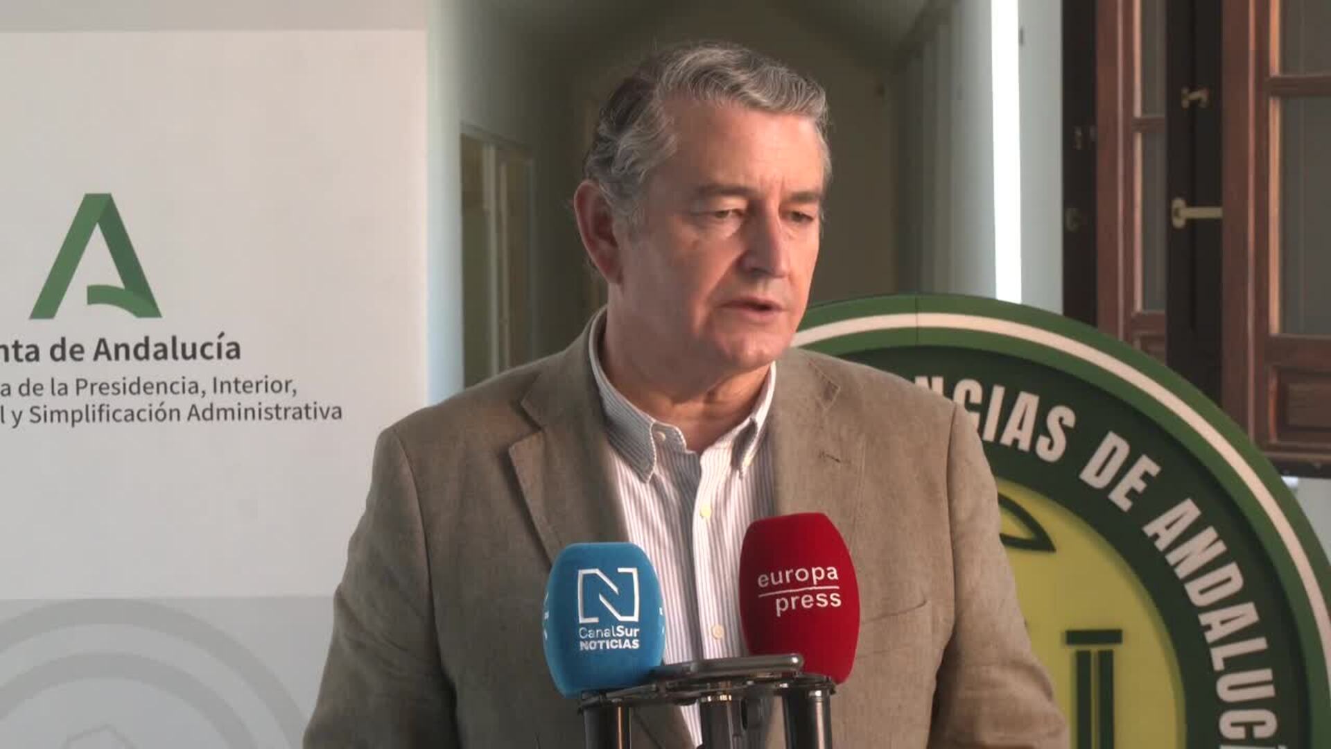 Sanz incide en pedir a Montero "explicaciones" de la relación con la corrupción