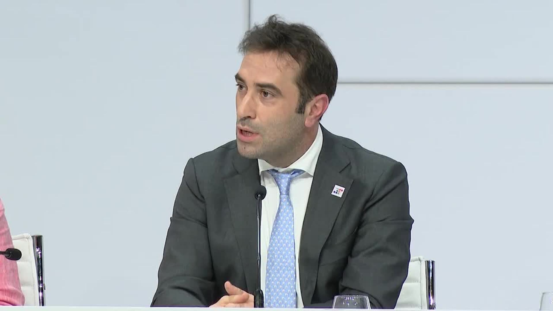 Cuerpo pide compatibilizar el valor del sector privado con intereses generales para OPA BBVA