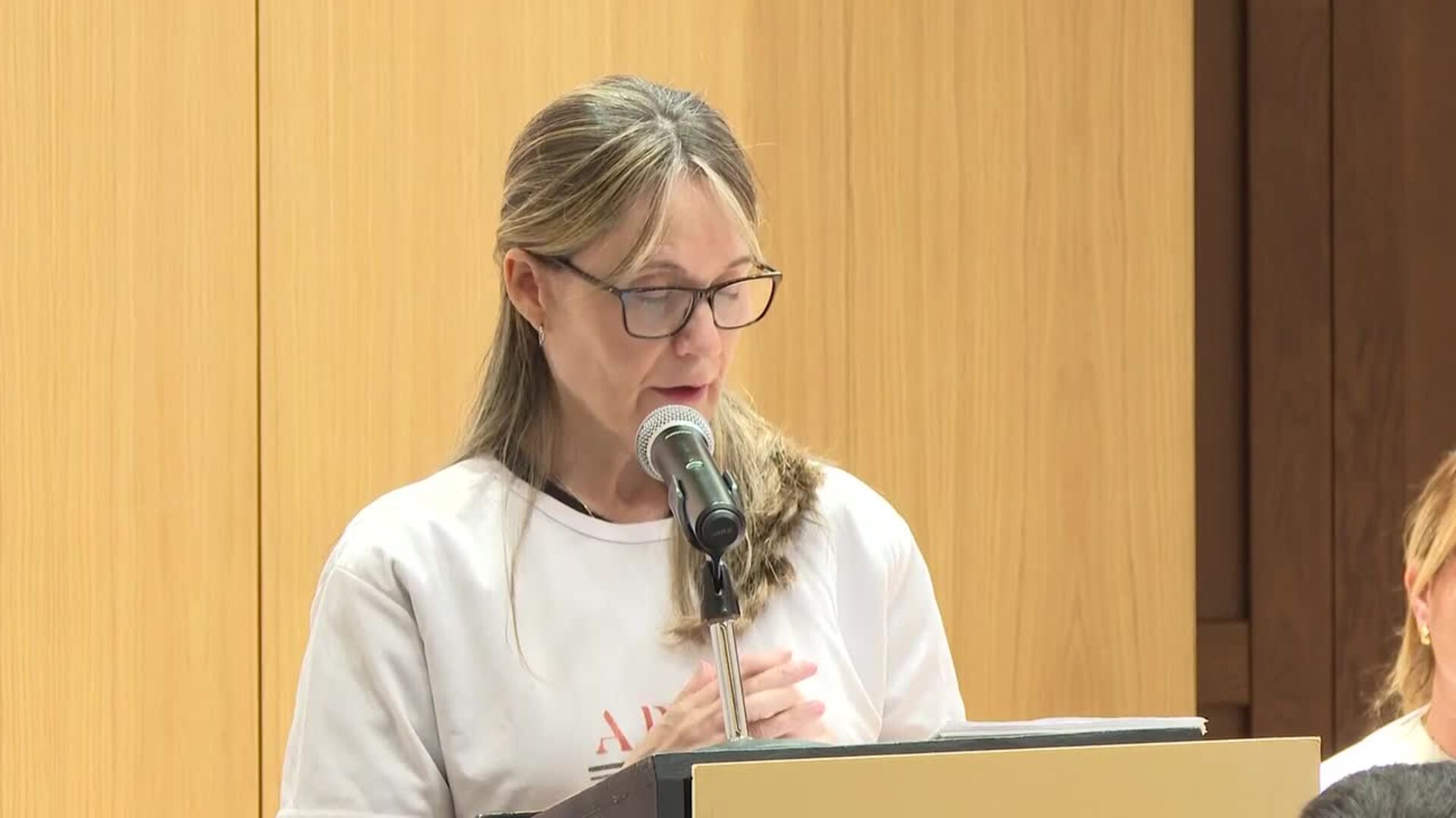 Asociaciones de víctimas de la dana tachan de "indigna" la declaración de Mazón