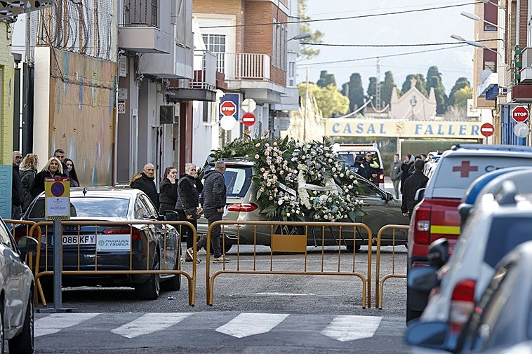 La familia del niño asesinado en Sueca pide ayuda para sufragar los gastos judiciales
