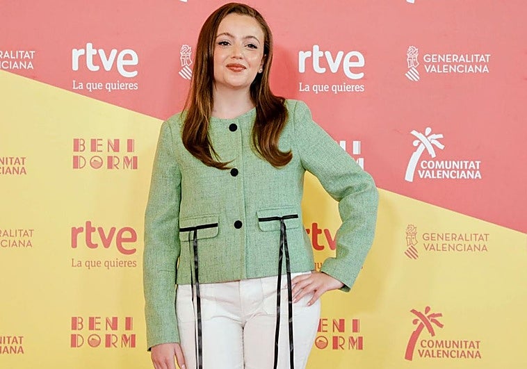 Así es ASHA, la cantante del Benidorm Fest que está detrás de los éxitos de Becky G, Lola Índigo o C. Tangana