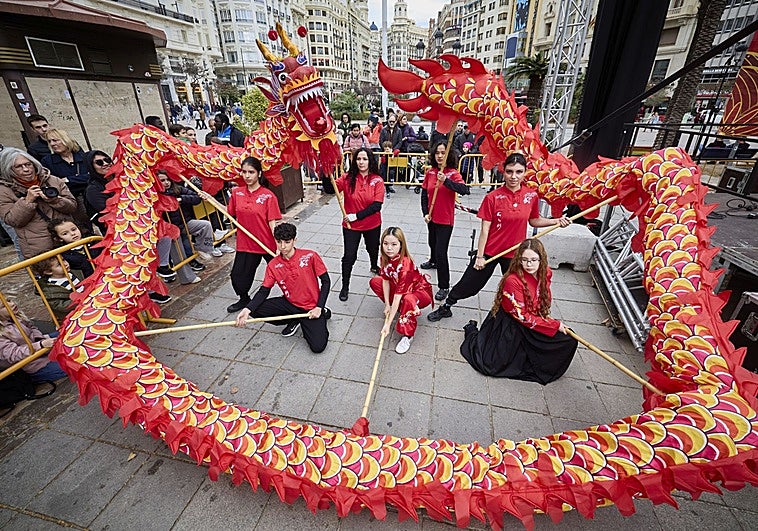 Valencia suspende la celebración del Año Nuevo Chino y el Carnaval por la alerta de vientos