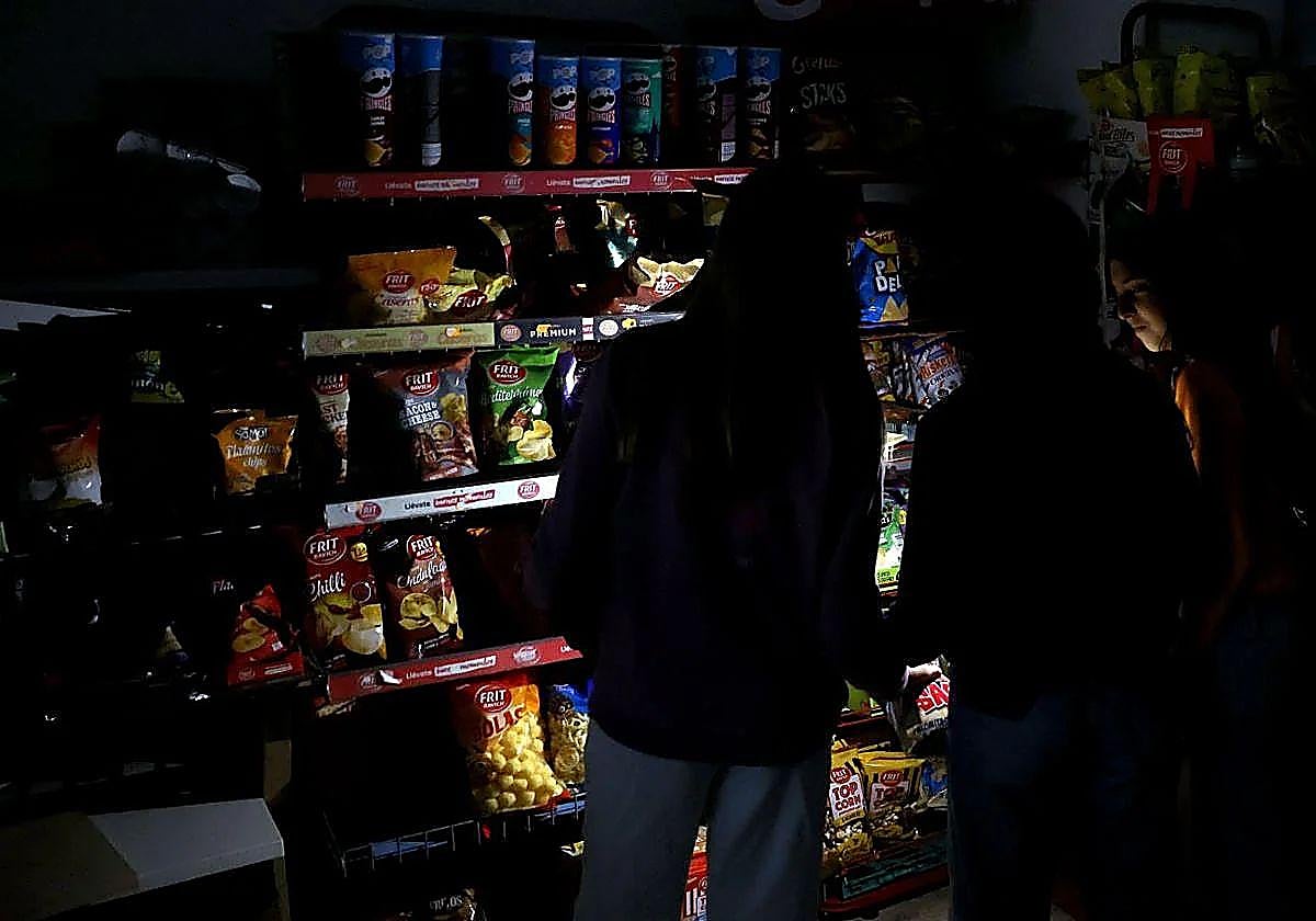 Iberdrola anuncia cortes de luz en Valencia capital y otros 20 municipios esta semana (del 28 de febrero al 6 de marzo)