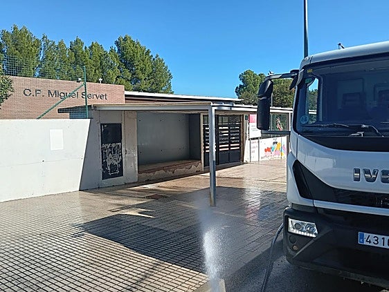 Alborache cierra la guardería al detectarse un vertido de disolvente en el desagüe general
