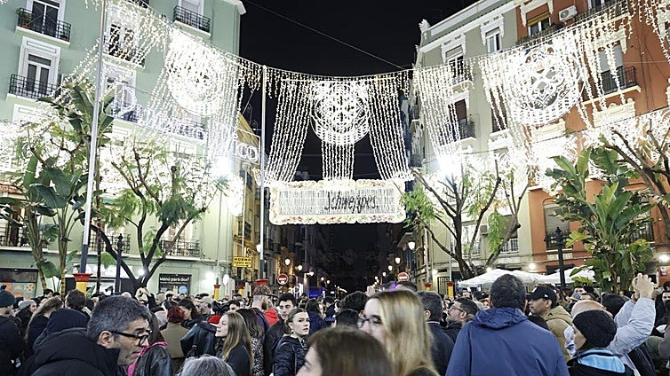 Cuba-Puerto Rico gana el primer premio de las calles iluminadas en las Fallas 2026