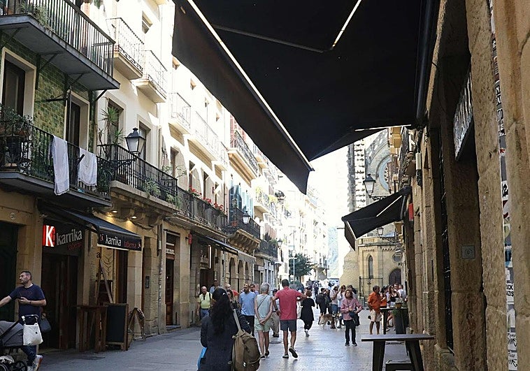 La justicia ratifica la indemnización de 84.000 euros a un trabajador despedido tras arreglar un toldo estando de baja por estrés y ansiedad