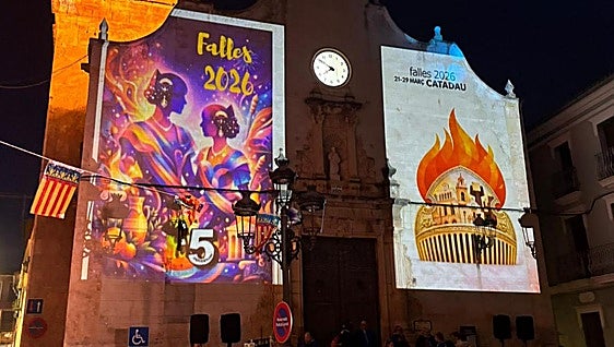 Catadau da la bienvenida oficial a las Fallas