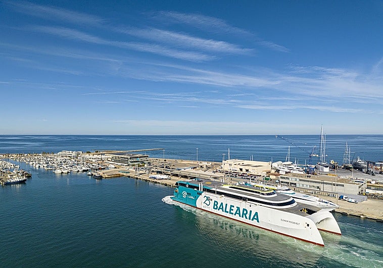 Baleària recibe la aprobación de Competencia para la compra de Armas Trasmediterránea