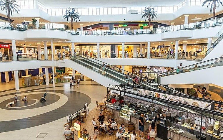 Centros comerciales abiertos este Viernes Santo en Valencia con horario especial