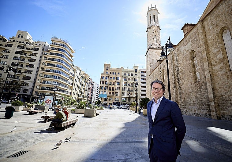 Juan Giner: «La nueva norma de pisos turísticos pone el candado al especulador y abre la puerta al vecino»