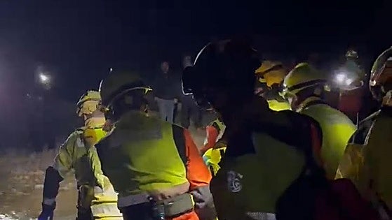 Rescatan a un septuagenario tras caerse y clavarse una hoz en el abdomen en Sot de Chera