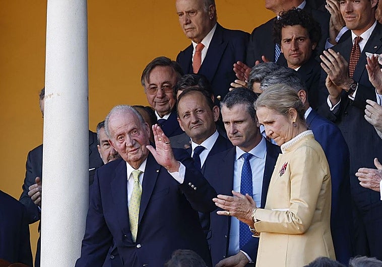 El rey emérito, protagonista en la reaparición del diestro Morante