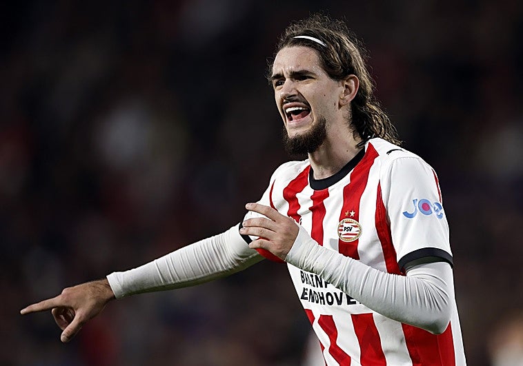 Yarek, de Polinyà del Xúquer a ganar la liga con el PSV