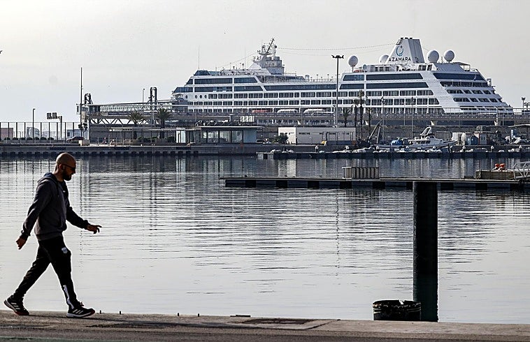 Los 'minicruceros' ya atracan en Valencia