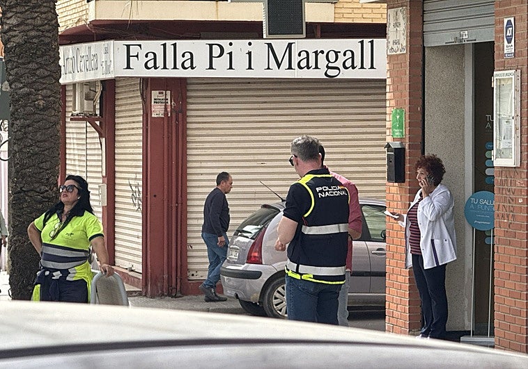 Investigan la muerte de un hombre de dos cuchilladas en Burjassot