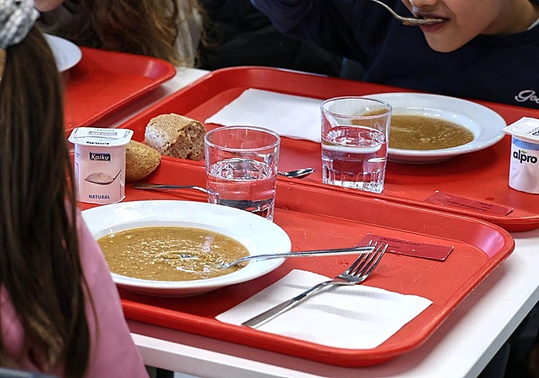 Los comedores escolares cambian desde este jueves: así serán los nuevos menús saludables