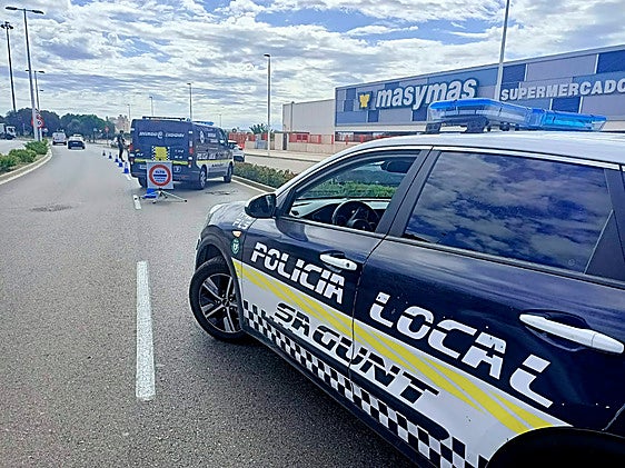 Detenido en Sagunto tras intentar robar una furgoneta de reparto con decenas de paquetes