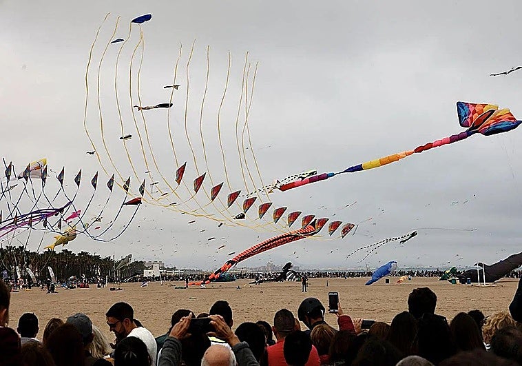 Confirmado: Nueva fecha para el festival de cometas gratuito en Valencia