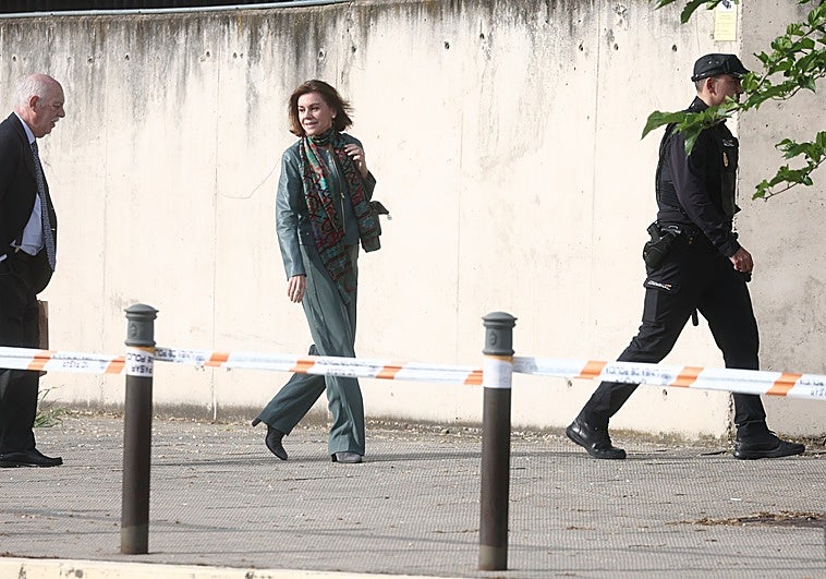 Cospedal admite que habló con Villarejo sobre las filtraciones del sumario de Barberá