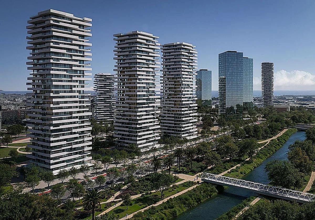 El PAI del Grao, el barrio del futuro incomunicado por las vías de Serrería