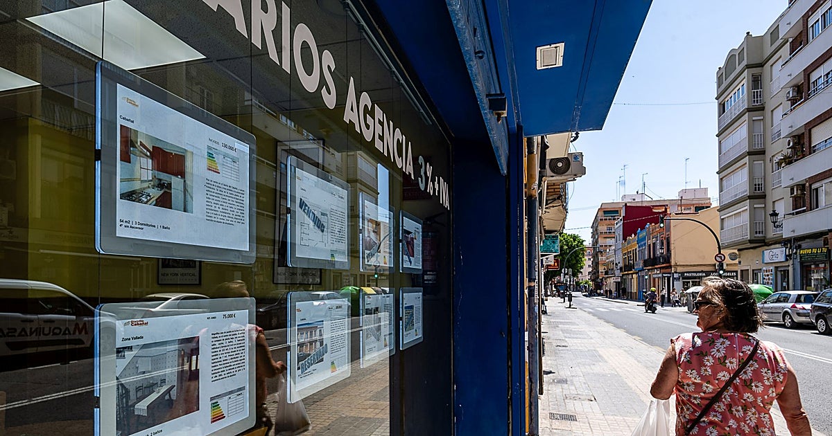 Condenados a no cambiar de casa: los precios excesivos dejan a un total de 196.000 valencianos sin poder mudarse
