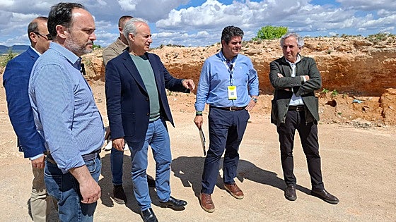 Clausuran los últimos vertederos dana en el interior de la provincia de Valencia