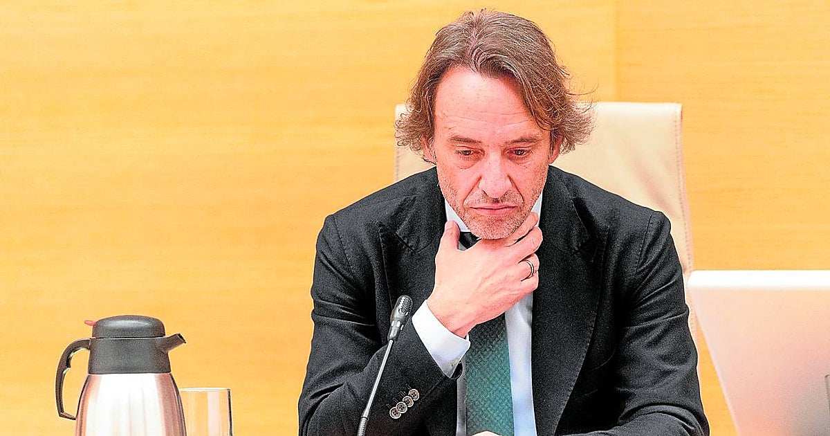 El WhatsApp del jefe de gabinete de Mazón al alcalde de Utiel en plena riada: «Fuerza amigo. Si necesitas cualquier cosa, llámame»