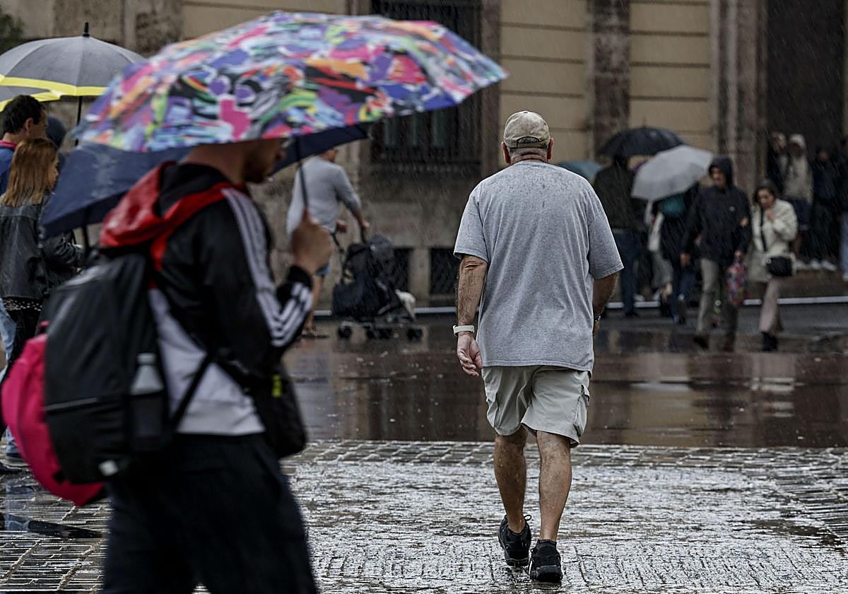 Valencia y Alicante en aviso naranja por fuertes tormentas y lluvias — image 4