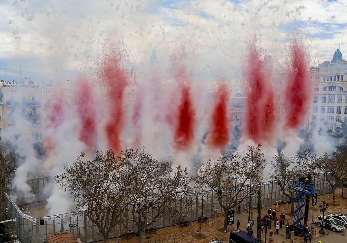 Mascletà este domingo en Valencia por la festividad de la Mare de Déu dels Desemparats: horario y ubicación