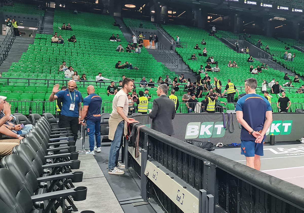 El Panathinaikos retira a los 2.000 ultras de detrás del banquillo del Valencia Basket