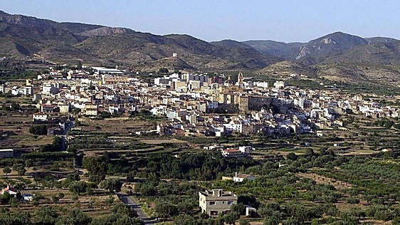 El pueblo de Valencia más buscado para una escapada rural: una villa a menos de una hora de la capital con una espectacular ruta de senderismo