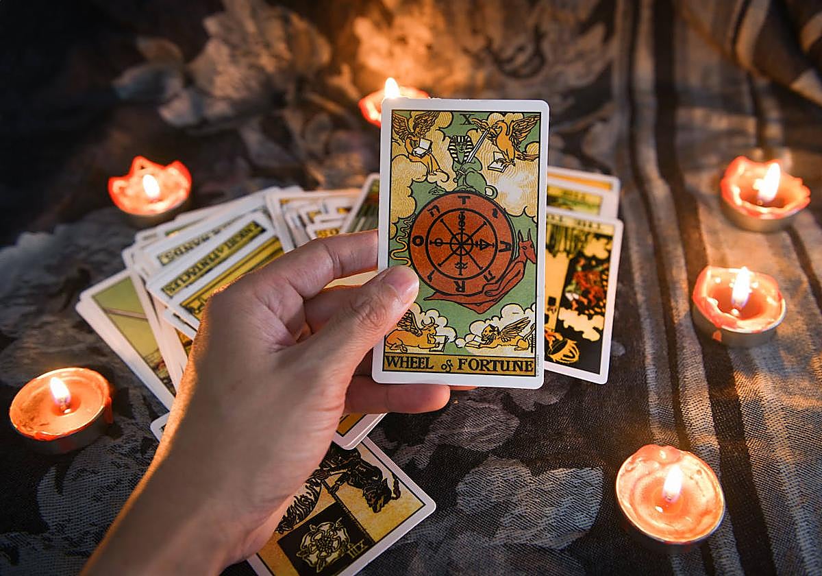 Horóscopo gratis de hoy domingo 17 de mayo: consulta lo que le depara el destino a tu signo