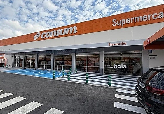 Consum abre su primera tienda en una localidad de la Comunitat: 1.400 metros cuadrados y un aparcamiento de 65 plazas