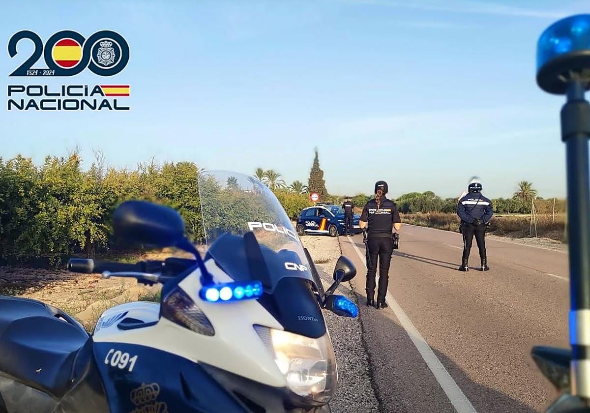 ¿Puede la Policía Nacional poner multas de tráfico en Valencia? Esto dice la ley