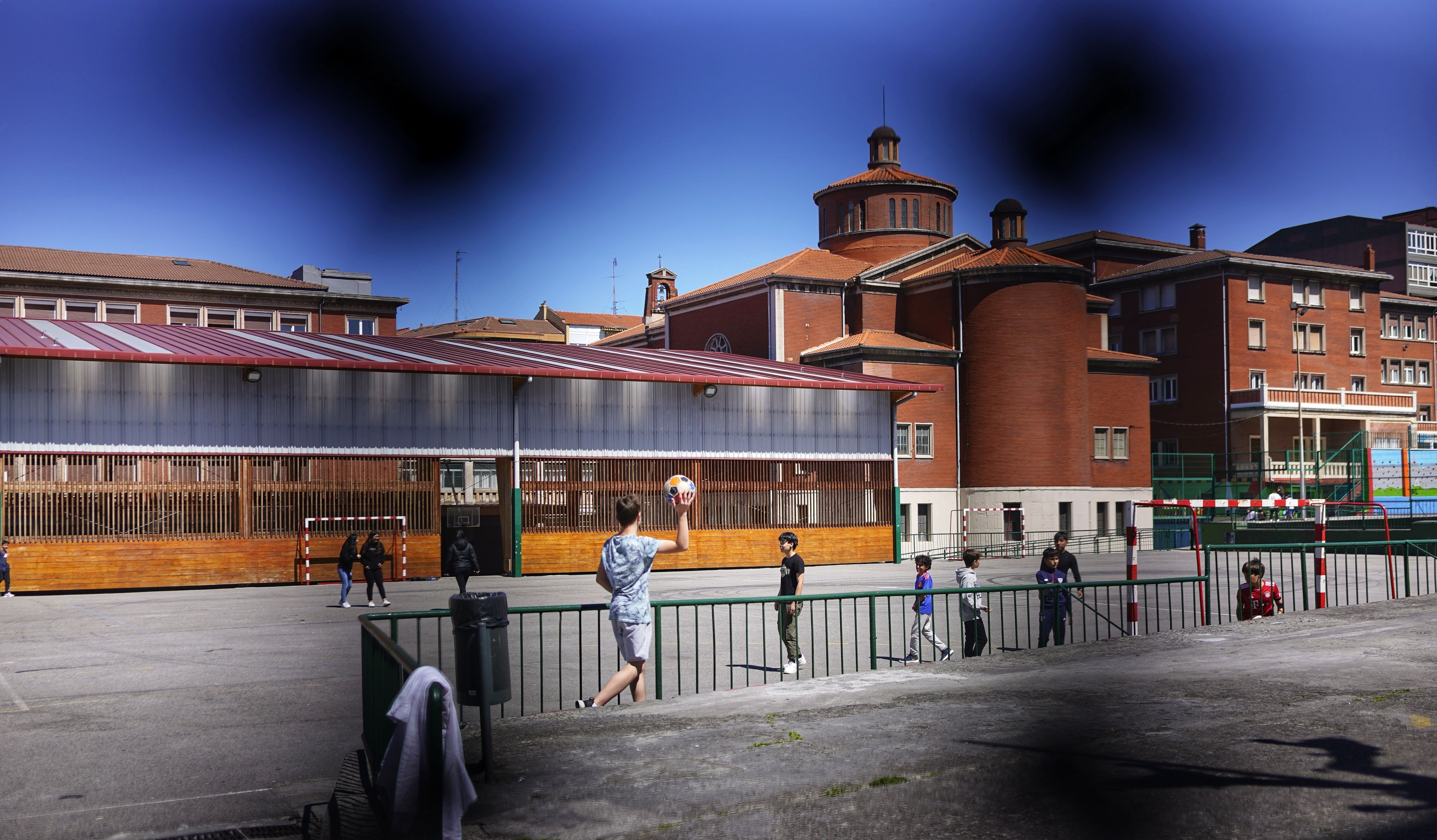 Un colegio de Valencia deberá indemnizar a una alumna de FP 