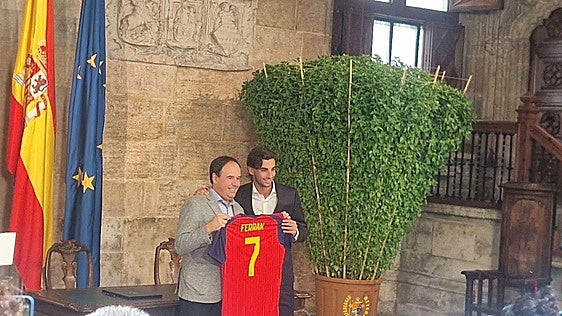 Valencia se vuelca con Ferran Torres