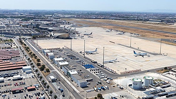 Aena activa la ampliación del aeropuerto de Valencia: sale a licitación la dirección del proyecto por 19,7 millones